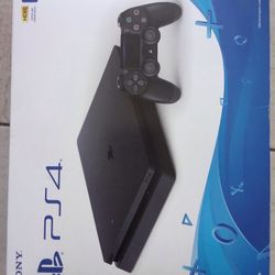 PS4 1TB 1 Controller And Game Everything Works $140 Firm Price Pick Up Only 