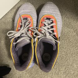 LeBron 20 Violet Frost