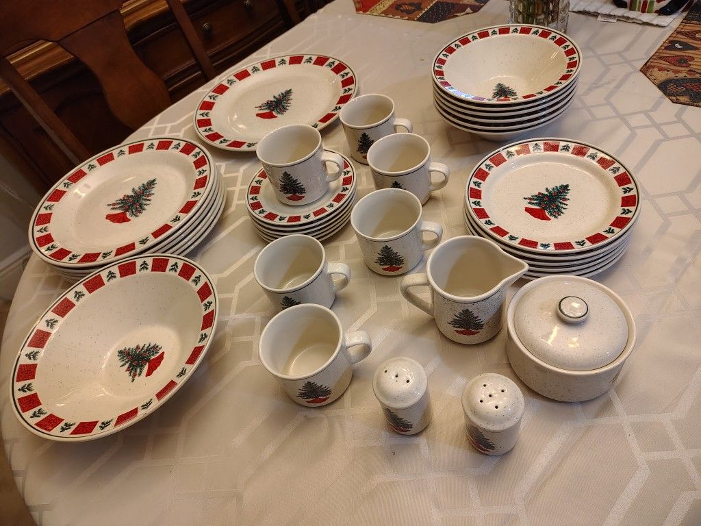 Folk Craft Holiday Stoneware Set Of 6 Servings