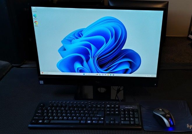 Lenovo Ideacentre 23inch All In One Desktop Computer Touchscreen