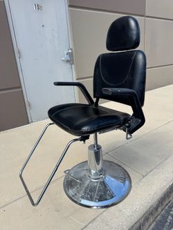 Barber chair