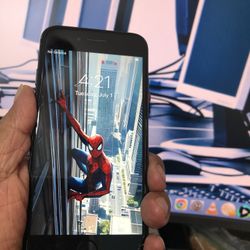 iPhone 7-32Gb Unlocked Crack For Sale $50 Santa Ana City 