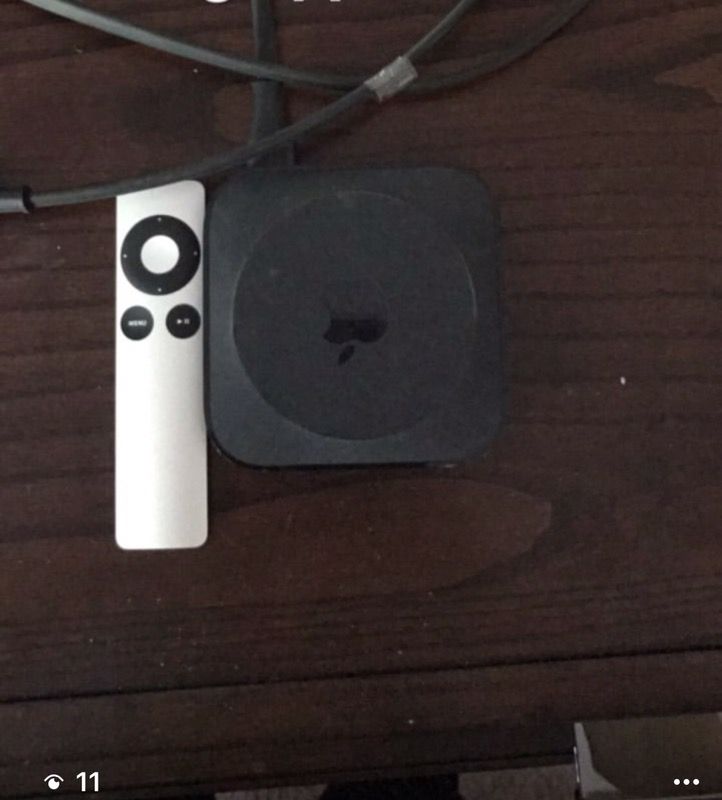 Apple TV w/ Remote