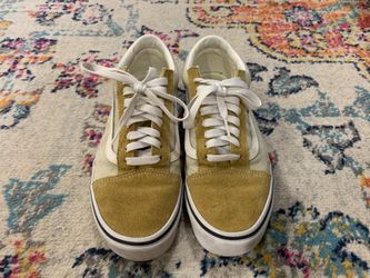 Vans Old Skool Tan 7.5 men 9 women