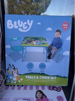 Bluey 3 pc chair and table set