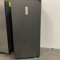 Refrigerator For Sale 