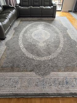Large Gray Medallion Area Rug
