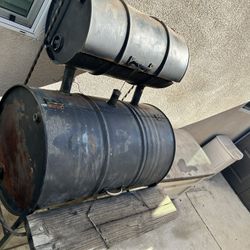 Steel BBQ Pit Smoker