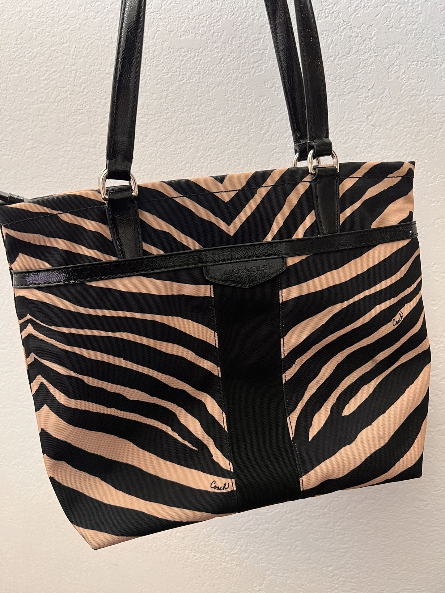 Coach Signature Stripe Zebra Print Tote F23283