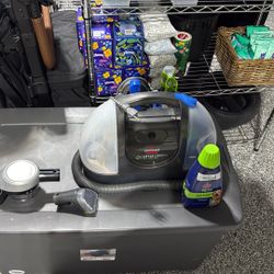 Bissell Little Green Pet Deluxe Carpet Cleaner