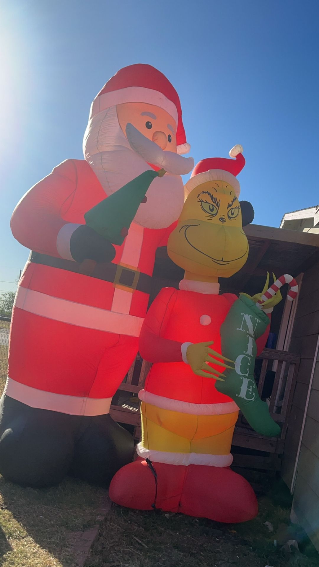 Santa And Grinch Blow Up