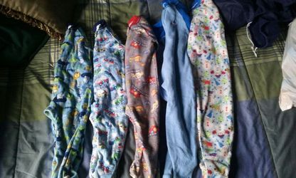 PJ'S