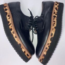 $58✨️🎀HALOGEN Size 8 chunky leather oxford shoes. Never Worn🎀✨️