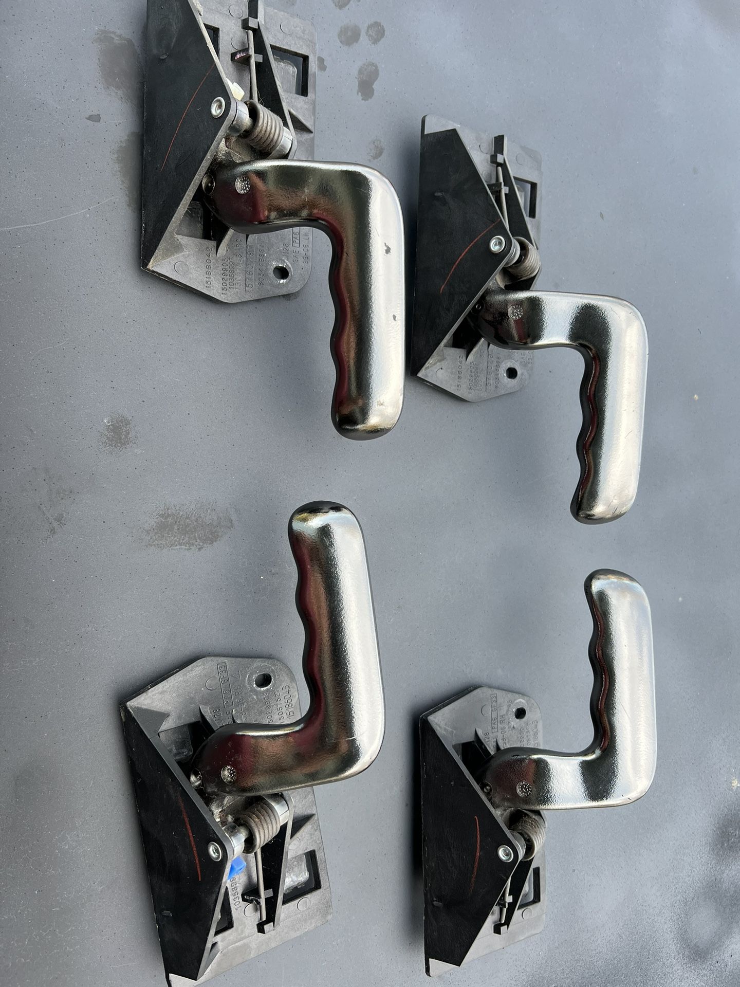 Denali/escalade Interior Door Handles