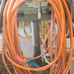 100 Ft 12/3 Extension Cord