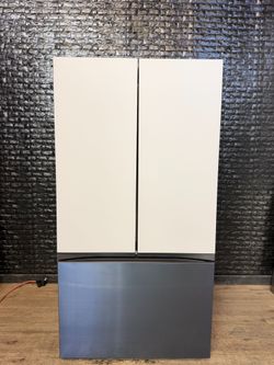 SAMSUNG BESPOKE REFRIGERATOR w/WARRANTY! R3655A