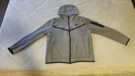 Nike Tech