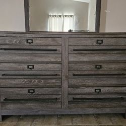 Dresser With Mirror And 1 Night.