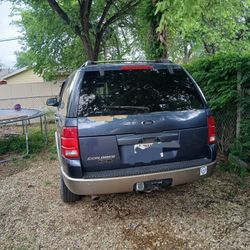 2002 Ford Explorer Eddie Bauer 