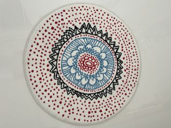 UNIQUE ROUND RUG