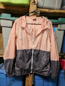 Columbia windbreaker