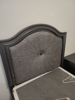 Twin bed set