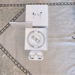 Apple AirPods