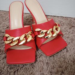 Red Heels 👠