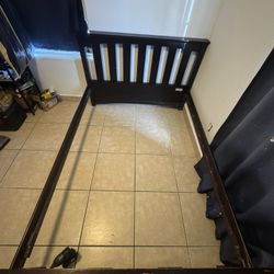 FULL BED FRAME FREE‼️