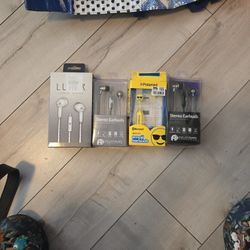 Lot Of 4 Earbuds