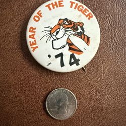 1974 Chinese year of the tiger button pin