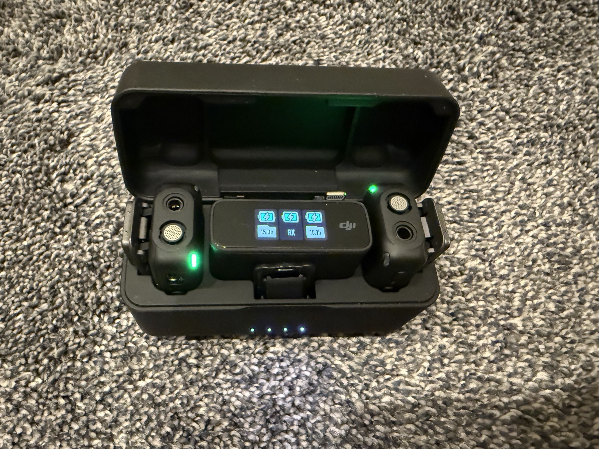 DJI DUAL WIRELESS MICROPHONE TRANSMITTER