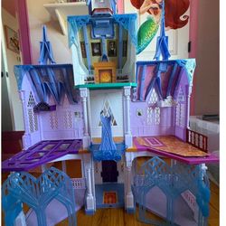 Pickup only Disney Frozen Dollhouse Playset