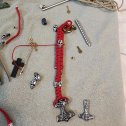 Great Variety Of Paracord Bracelets,necklaces, Keychains, Pet Collars Etc.