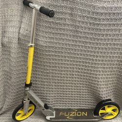 City Glide Fuzion Scooter
