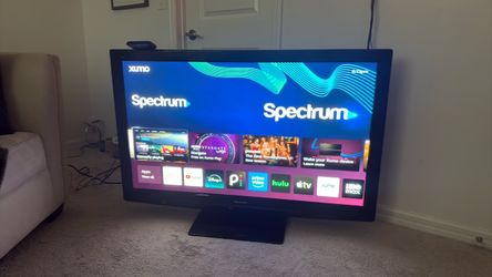 Panasonic TV 52’’