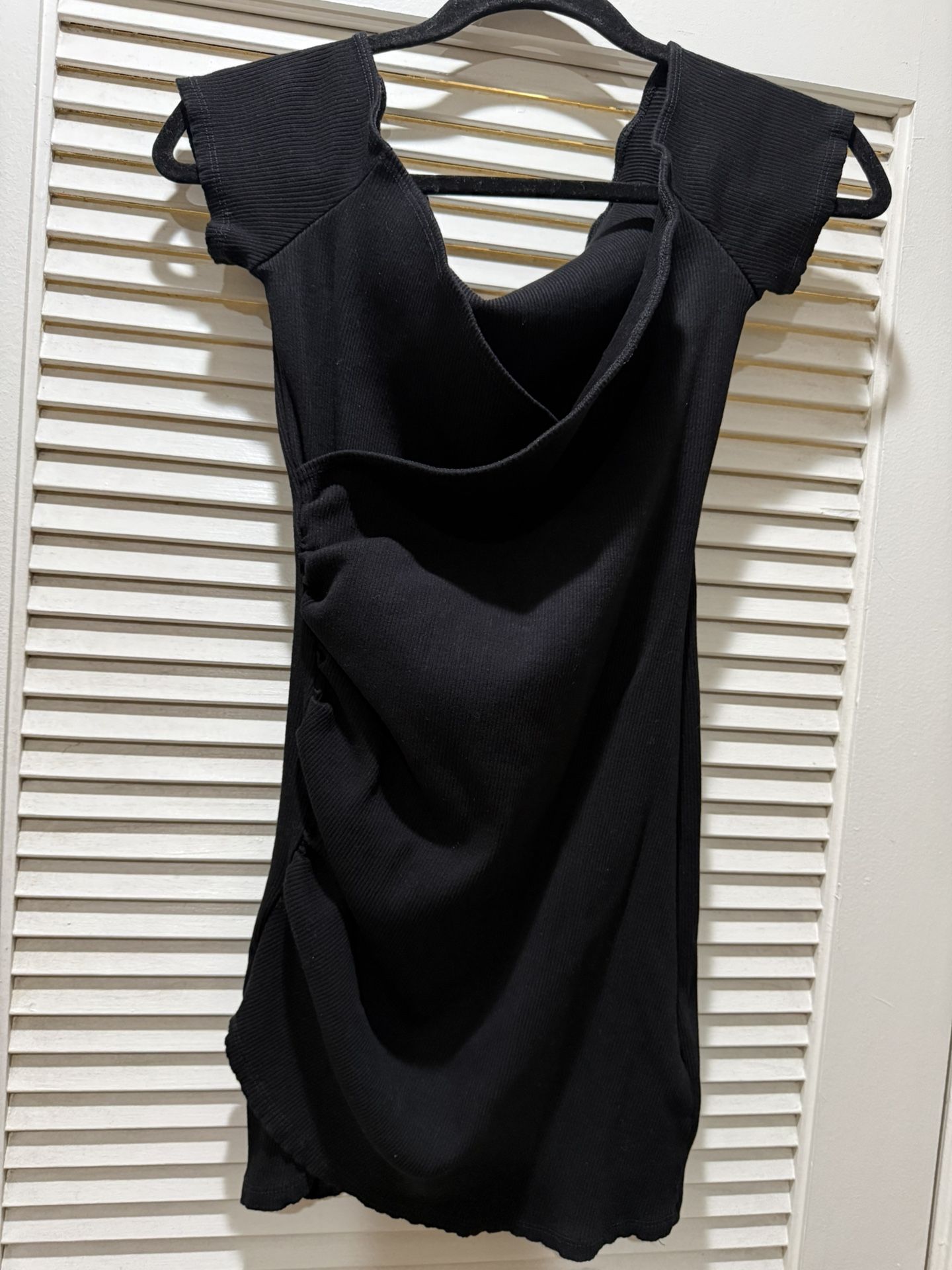 Black Fitted Dress Size Large