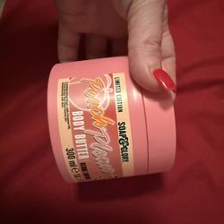 Soap And Glory Peach Body Butter