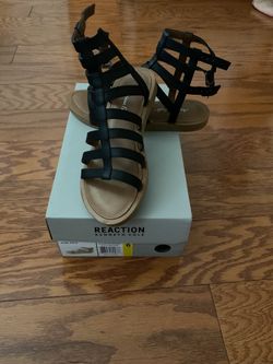 Kenneth Cole Reaction Sandals