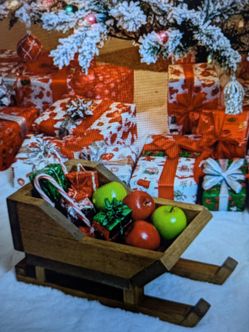 Handcrafted Wooden Sleigh Decoration