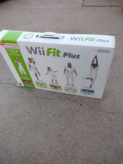 Nintendo Wii fit Plus board new in the box no offers no trade 75th Ave Indian School serious buyers only please