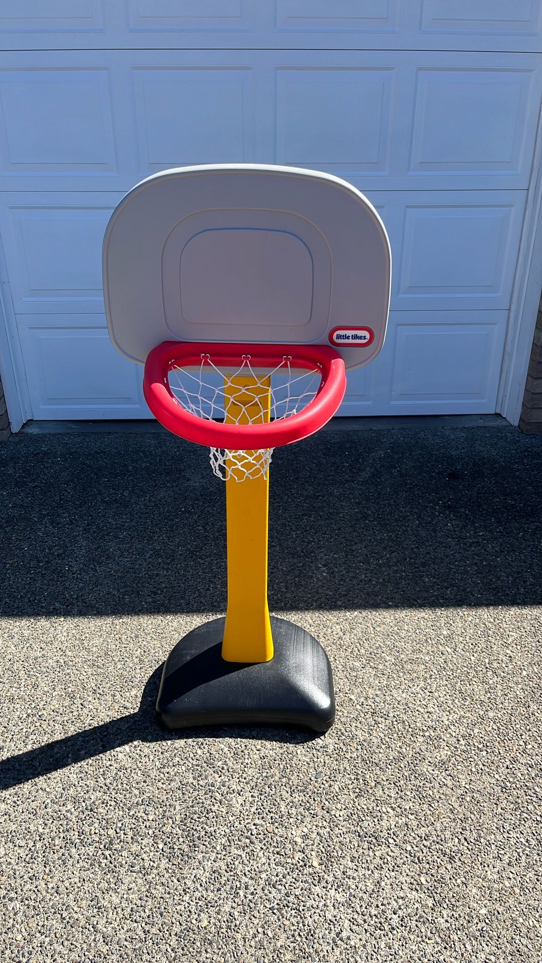 Little Tukes Basketball Stand And Net