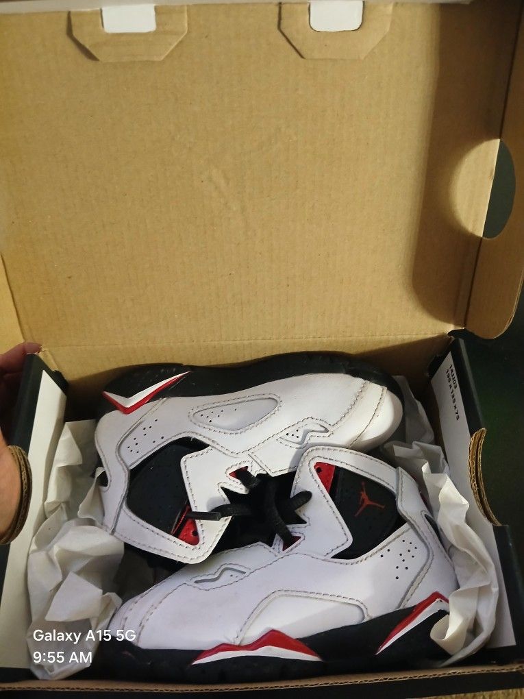 Jordan True Flight