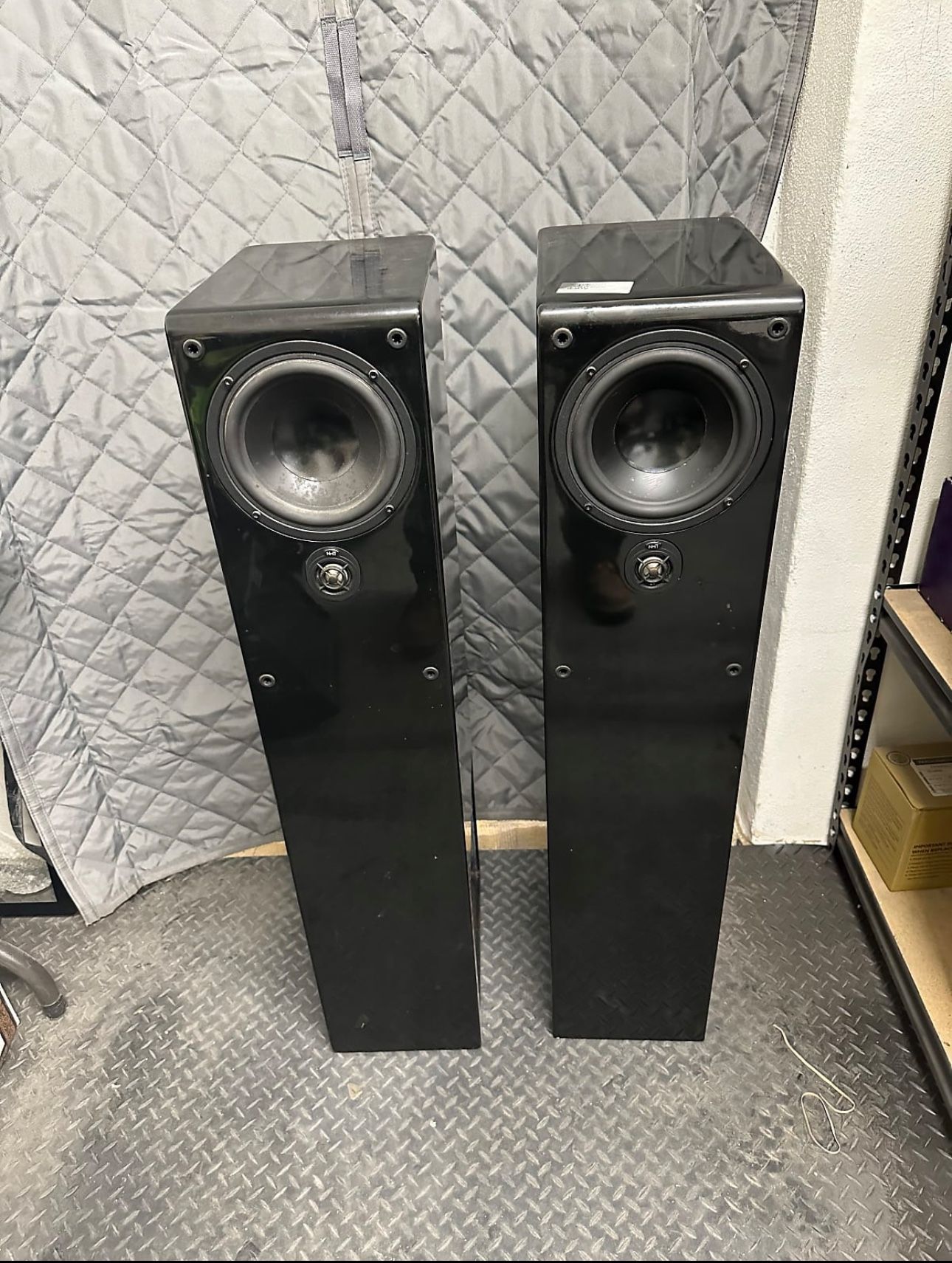 NHT ST-4 Floorstanding Speakers 