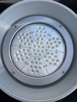 120W LED High Bay Light YXL536A-G Brand new lights. Storage finds. Se Habla Español.