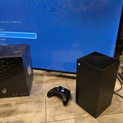 Xbox series x with controller