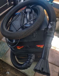 Mi-T-M Heavy Duty Wet/Dry Vac!!