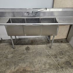 Three Compartment Kitchen Sink 