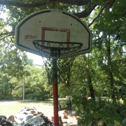 Basketball Hoop 