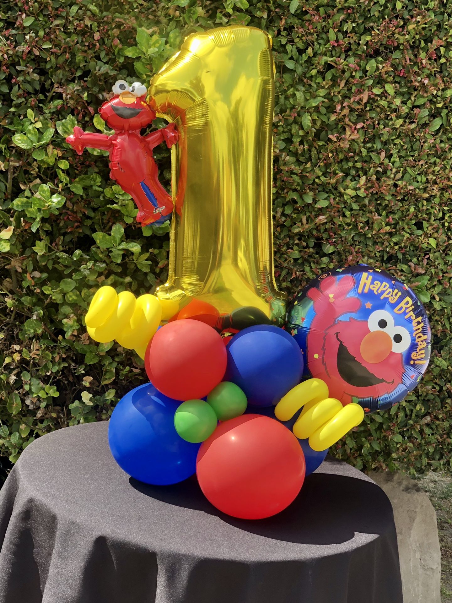 Elmo Balloon Bouquet